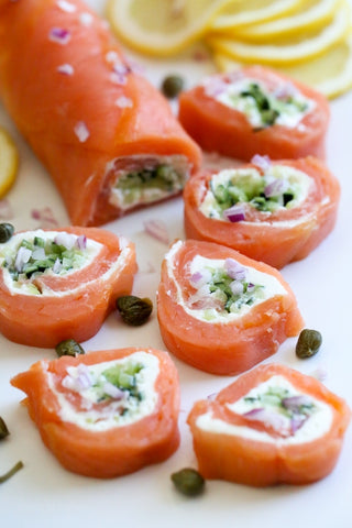 smoked salmon pinwheels appetizer