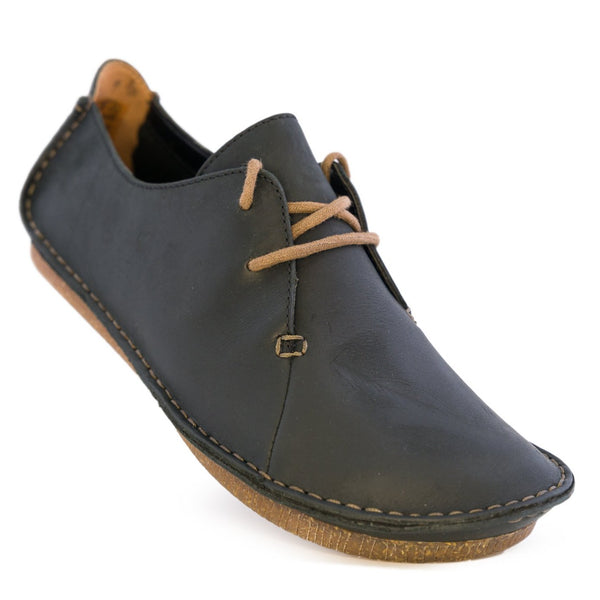 clarks janey mae navy suede