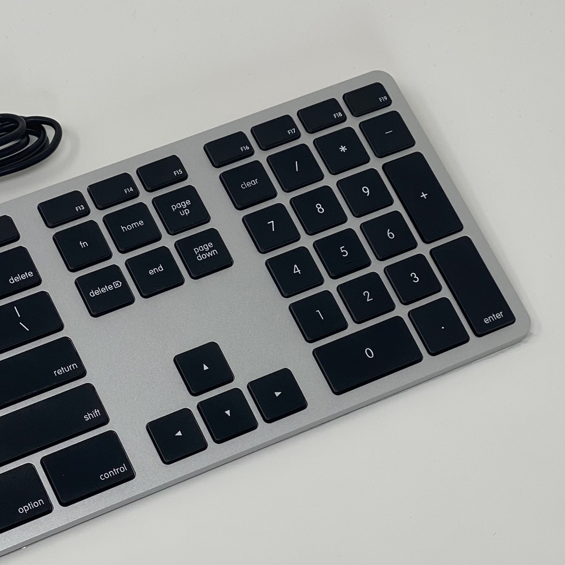 USB-C Keyboard for Mac Space Gray – Matias