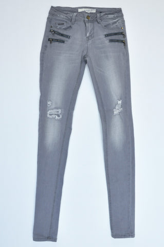 Sissy Boy Grey Zip Detail Distressed Knee Denim Skinny Jeans Women Size 4
