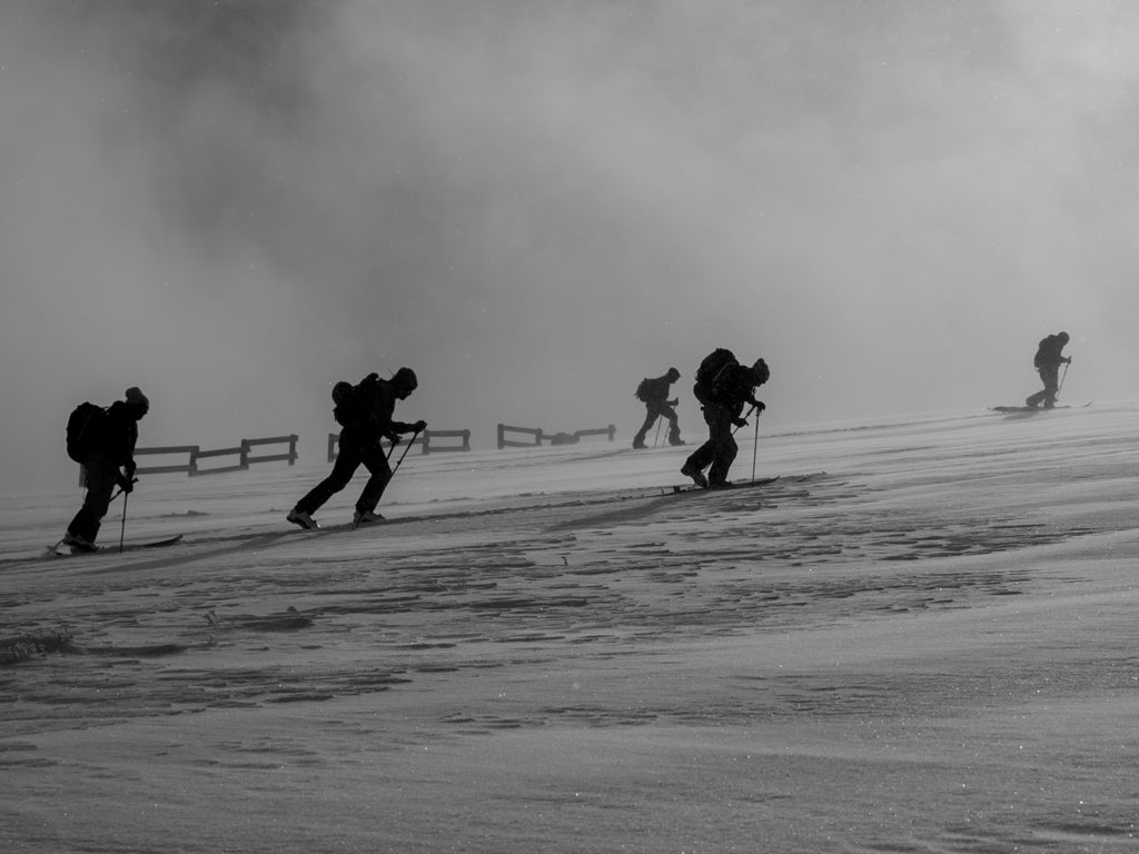 Venture Snowboards Splitboarding in the wind