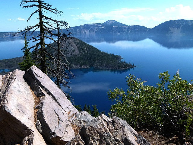 Enjoy The Outdoors At Crater Lake One Of The 7 Wonders Of Oregon Outdoor Socks And Gear