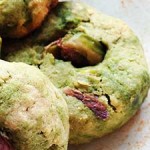 Matcha-Pistachio-chocolate-chip-cookies2