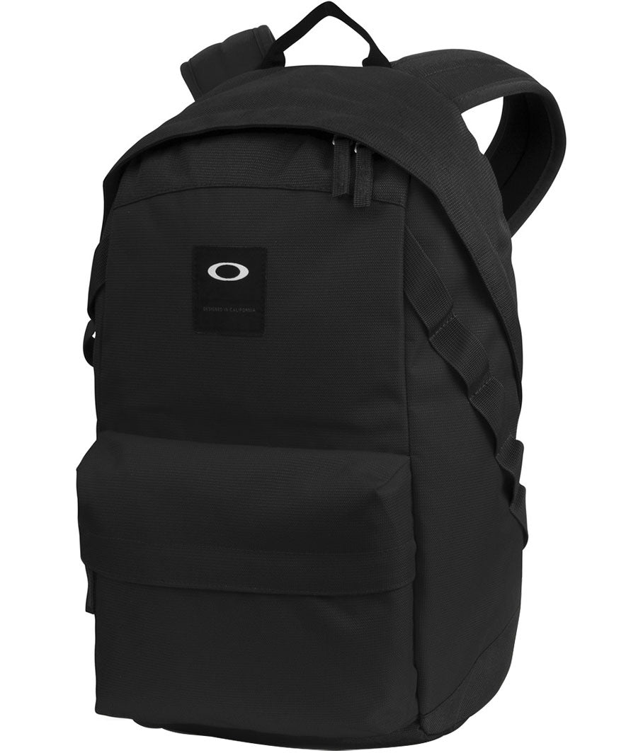 Oakley Fall 2017 Accessories | Mens Lifestyle Travel Backpacks