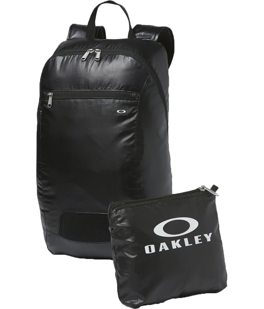 Oakley Fall 2017 Accessories | Mens Bags & Luggages Collection|Oakley Fall 2017 Accessories | Mens Bags & Luggages Collection