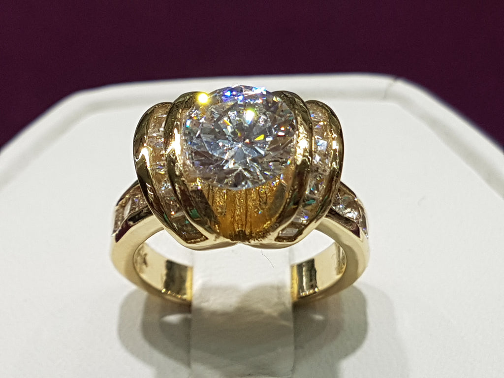 engagement-ring-diamond-14-karat-gold