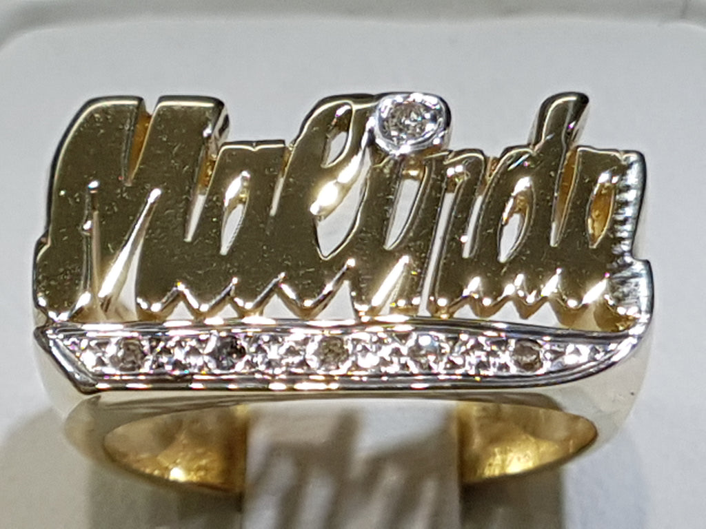 malinda-name-ring-14-karat-gold-diamond