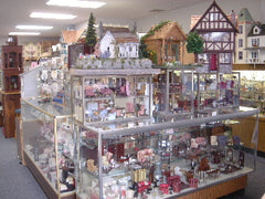 Lynlott Miniatures and Dollhouses, Pittsburgh, PA