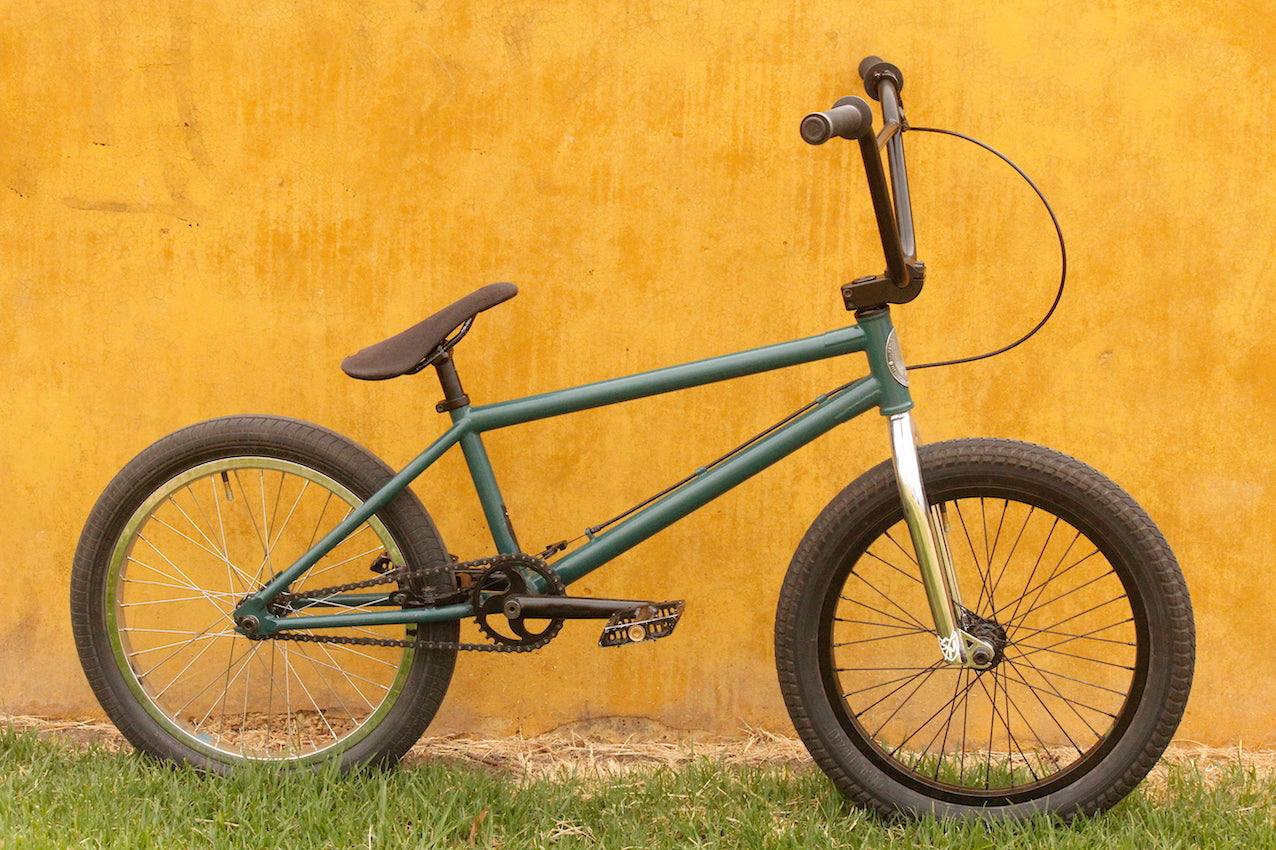 FBM Steadfast Build - Anchor Bmx 