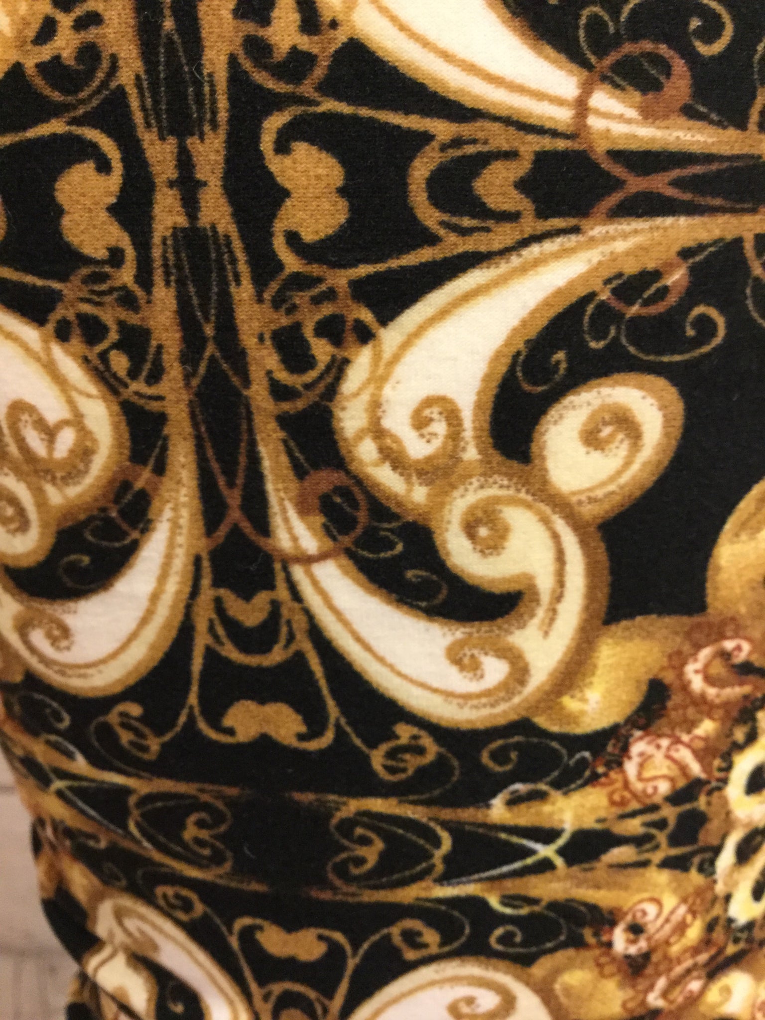 Girls Gold for the Queen Printed Leggings