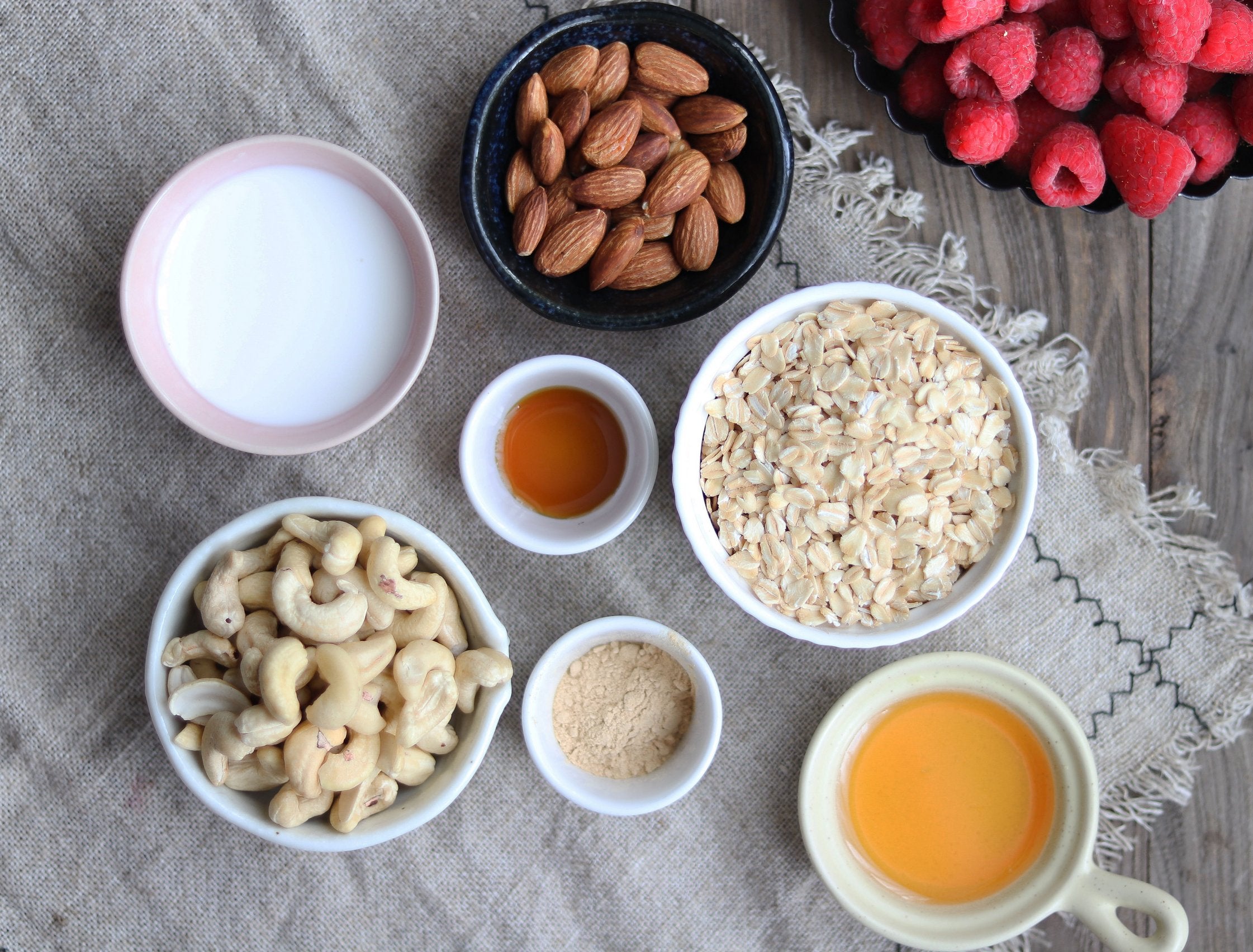 Vegan Maca Cream Cheese Tart with Almonds and Cashews