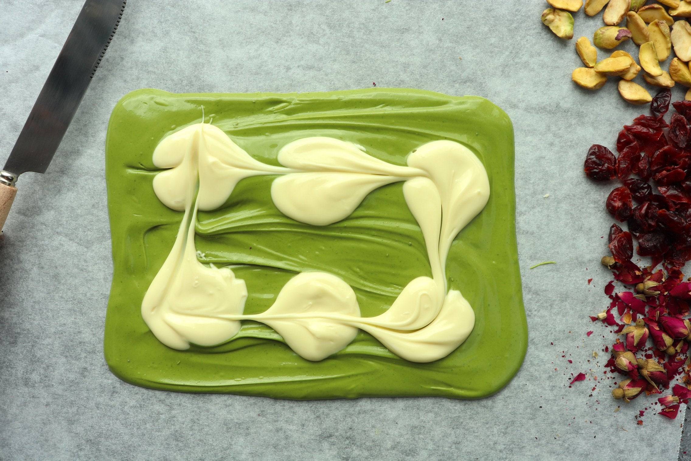 matcha-white-chocolate-bark-with-pistachios-and-dried-cranberries-prep