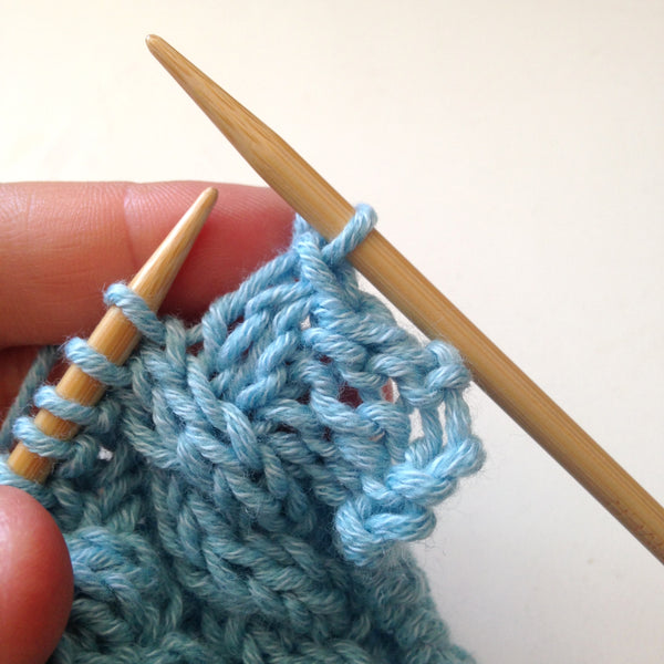 How to: Bind Off Over Cables the Right Way!