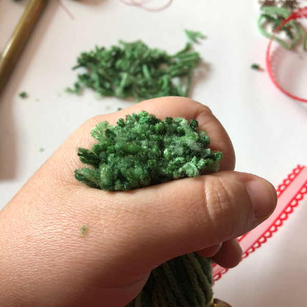 How to: Make a Holiday Tassel Ornament