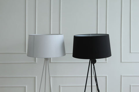 black lamp shade or white lamp shade