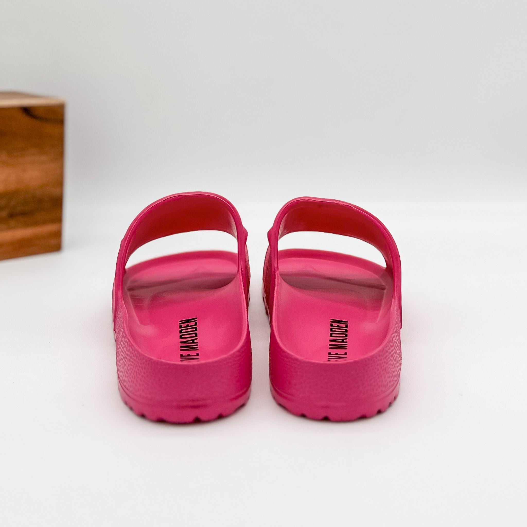 Steve Madden Gaby Sandals in Pink