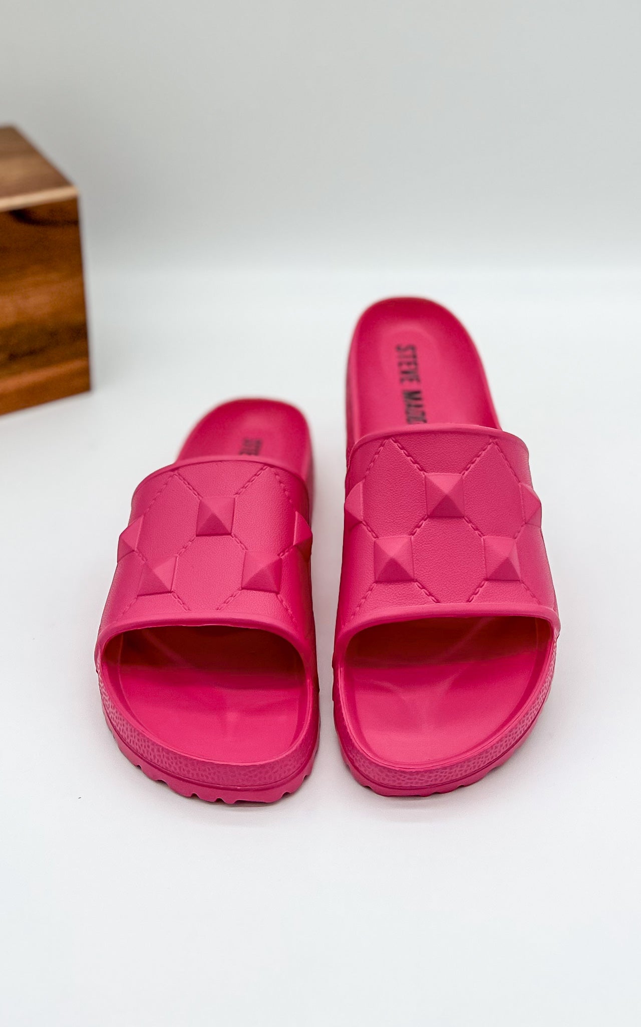 Steve Madden Gaby Sandals in Pink