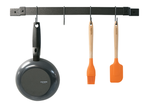 expanding bar pot rack with skillet and basting brush