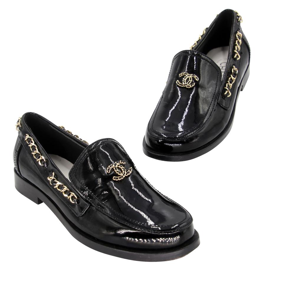 masse bibliotek lastbil Chanel Chain Loafers 36c Patent Leather CC Logo Flats CC-0502N-0146 – MISLUX