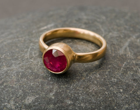 Ruby Ring in 18k Yellow Gold