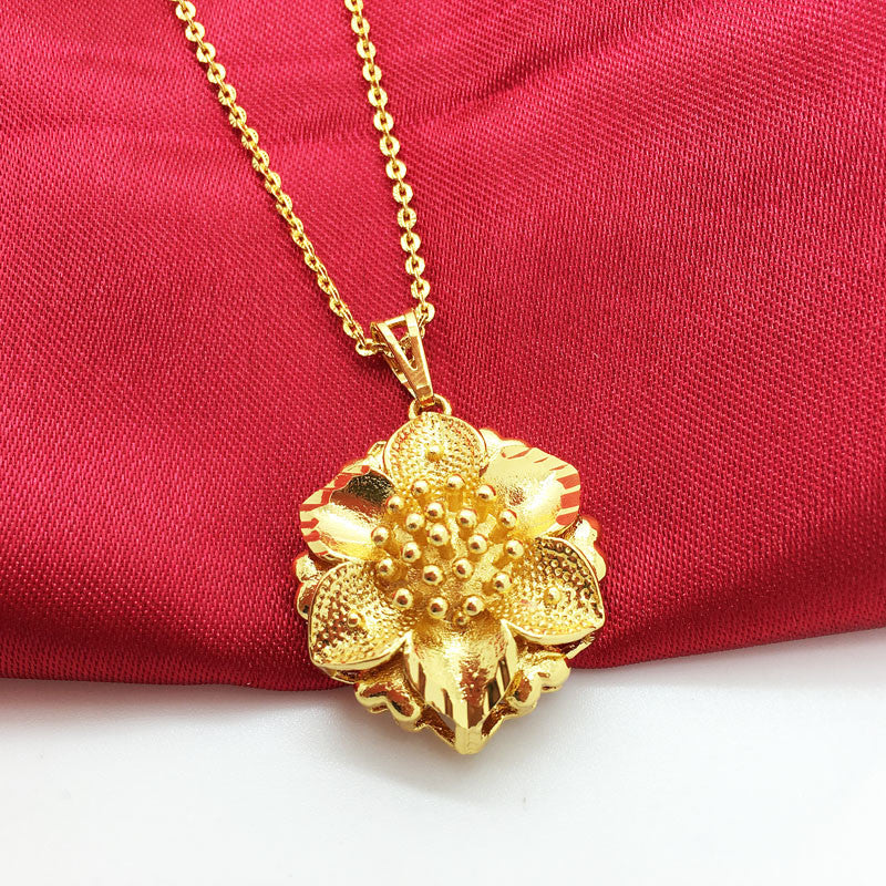 24K Gold Plated Beautiful Flower Pendant Necklace