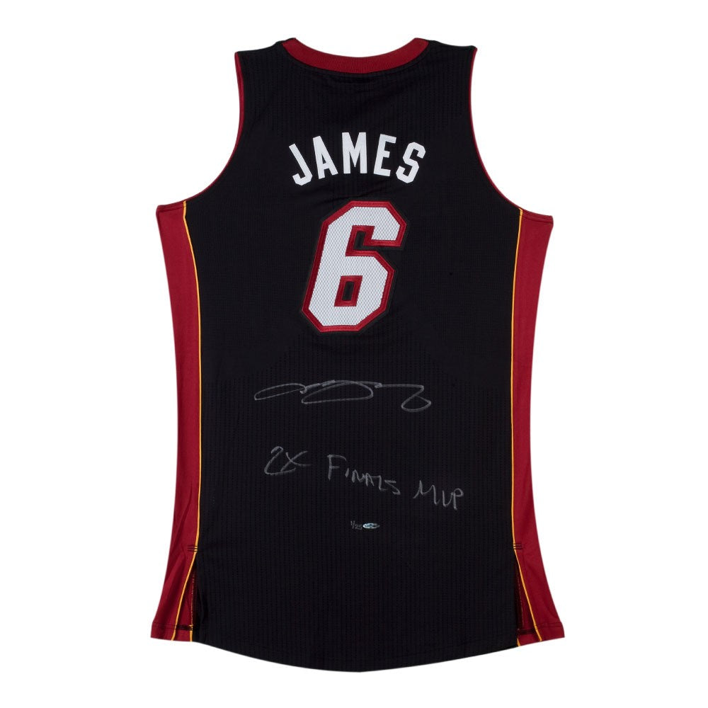 lebron james autographed lakers jersey