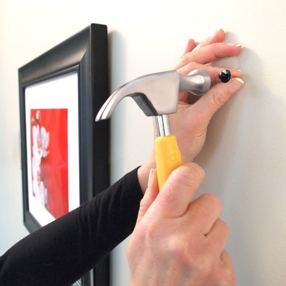 Using Deco Hammer to hang picture frames