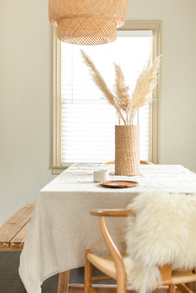 Dining Room with neutral colors and natural elements 