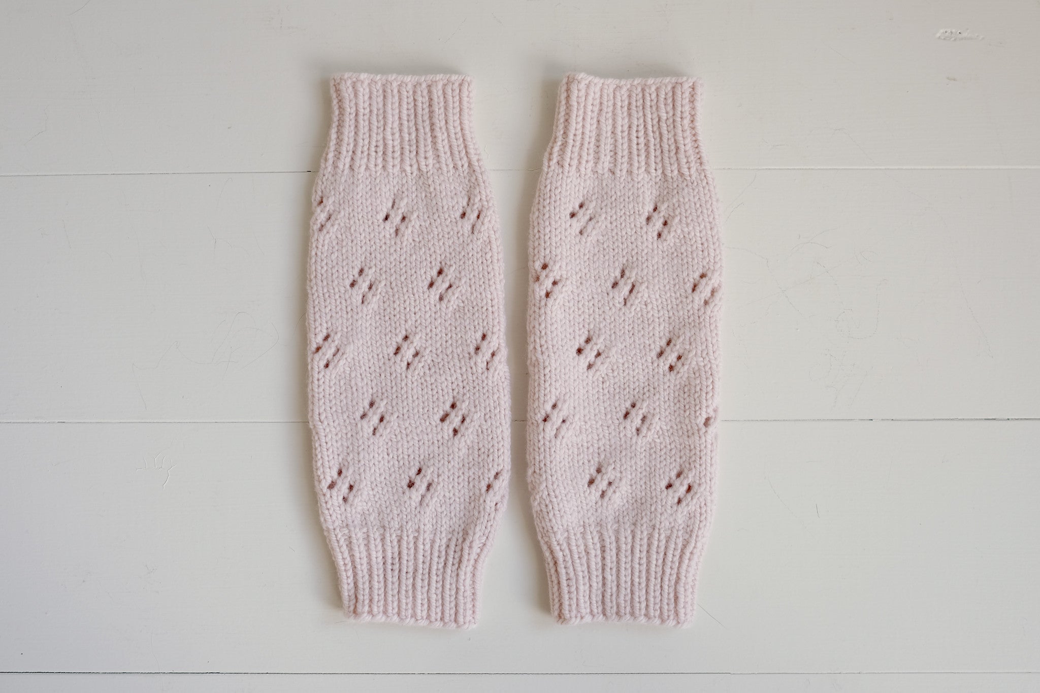 Knit baby leg warmers light pink
