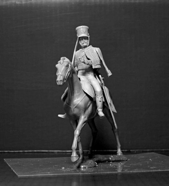 Napoleonic Wars Series  plastic model kit 1/32 Master Box 3208 French Hussar 