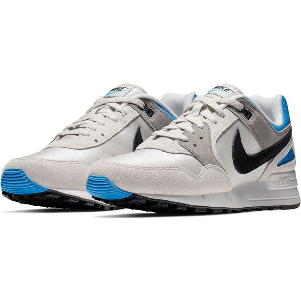 Nike Air Pegasus &#8217;89 SE / LIGHT BONE/BLACK-VIVID BLUE-LIGHT TAUPE US 8 EU 41 US 8.5 EU 42 US 9 EU 42.5 US 9.5 EU 43 US 10 EU 44 US 10.5 EU 44.5 US 11 EU 45 US 11.5 EU 45.5 US 12 EU 46