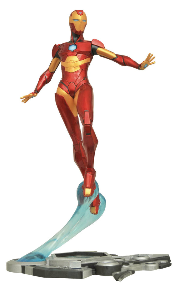 MARVEL GALLERY IRONHEART PVC FIG - Fashion Landmarks