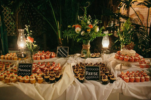wedding cupcake table