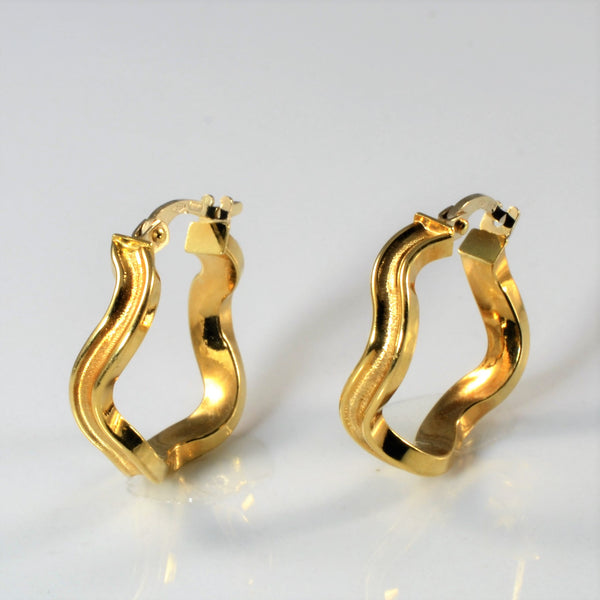 Wavy Huggie Earrings |