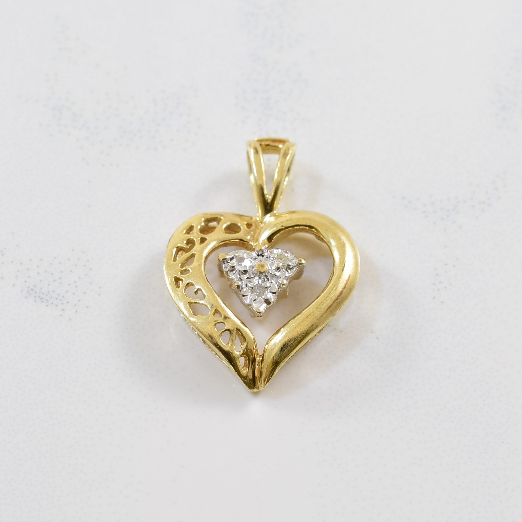 Petite Diamond Heart Pendant | 0.01ctw |