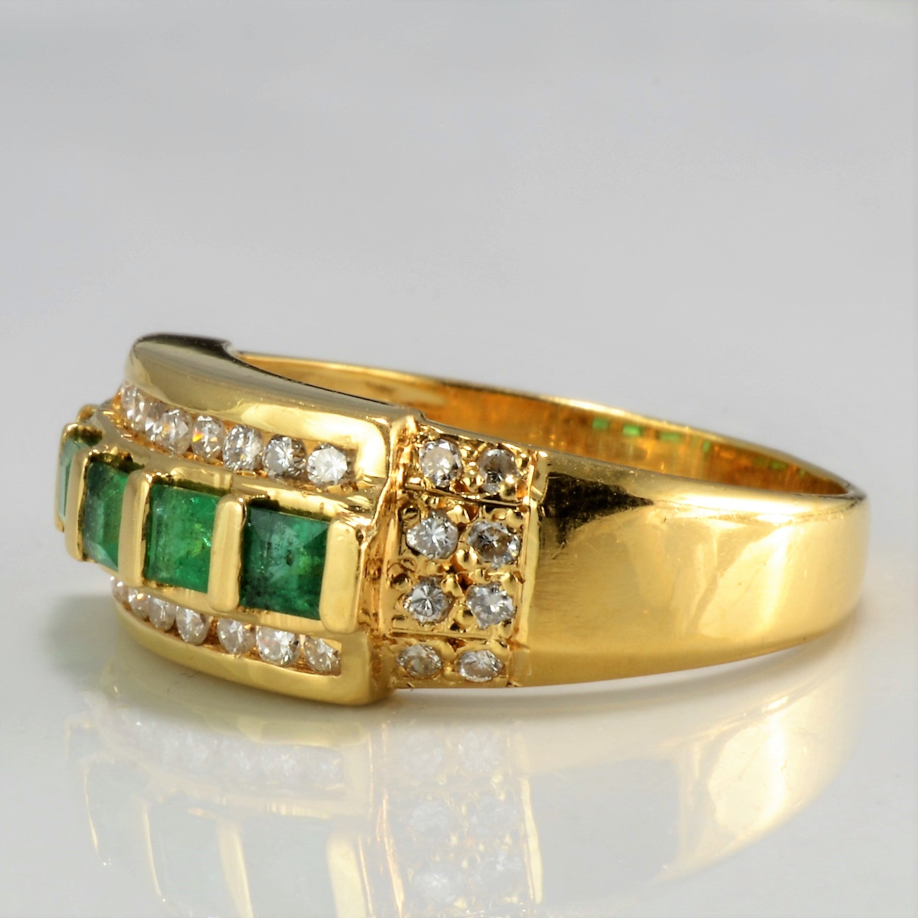 Channel Diamond & Emerald Wide Band | 0.36 ctw, SZ 6.5 |