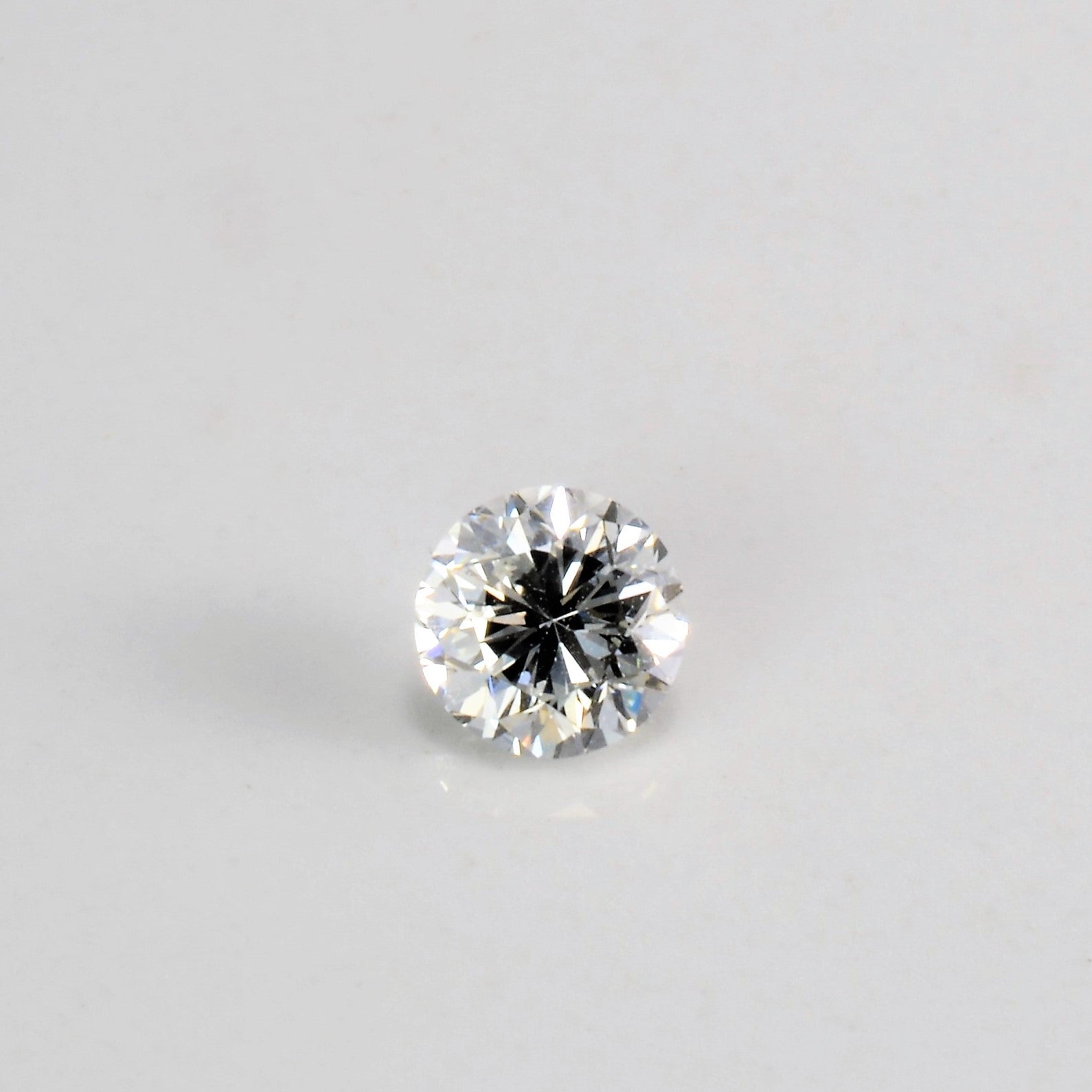 Round Brilliant Cut Loose Diamond | 0.83 ct |