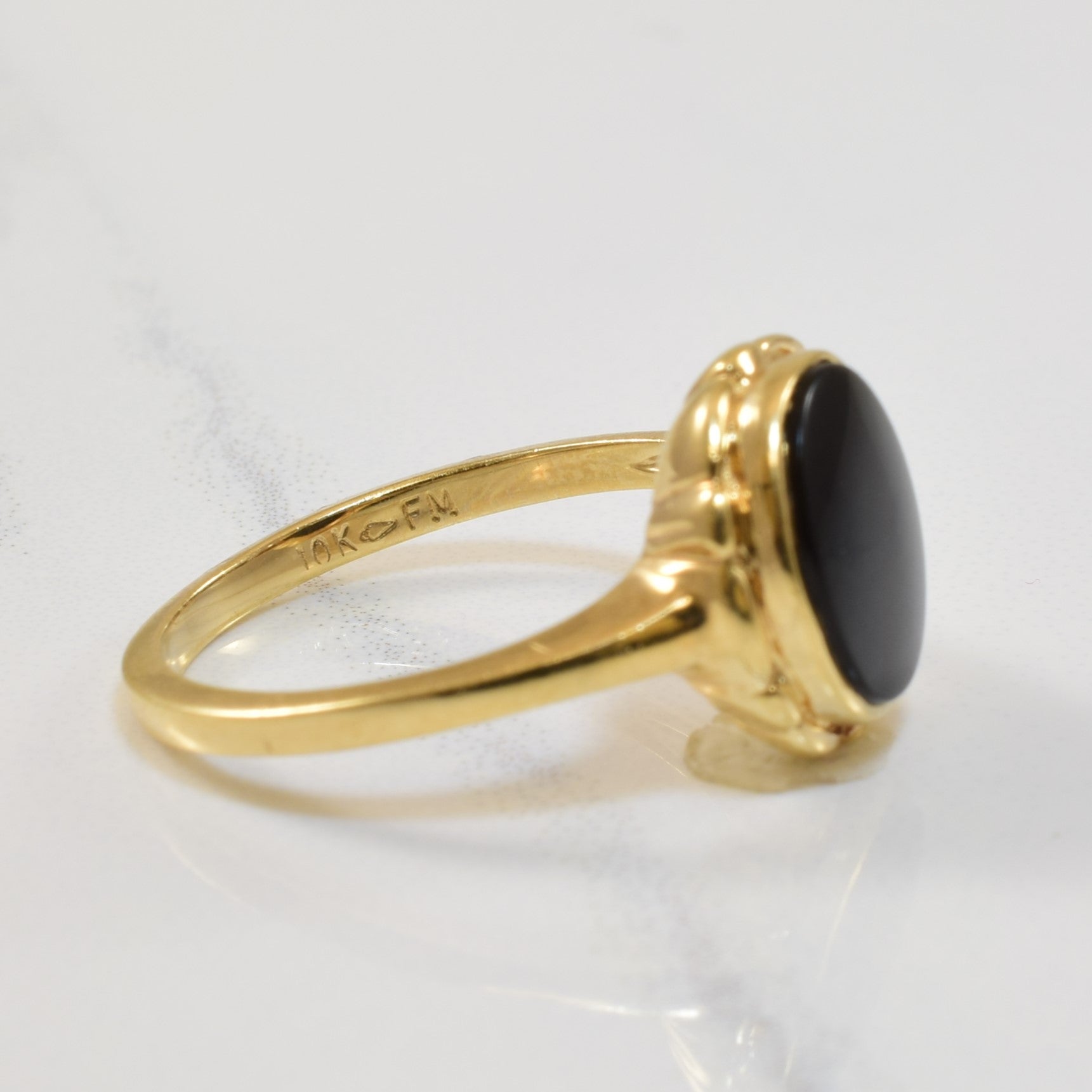 Black Onyx Cocktail Ring | 1.90ct | SZ 6.5 |