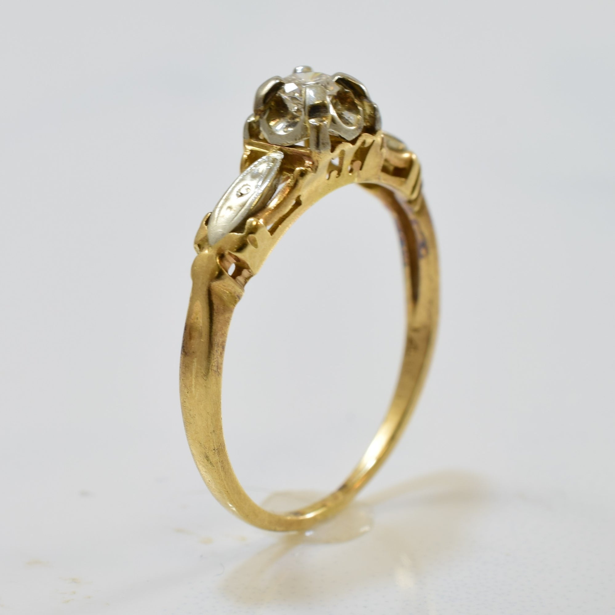Blossom Shoulder Retro Diamond Ring | 0.08ct | SZ 4.25 |