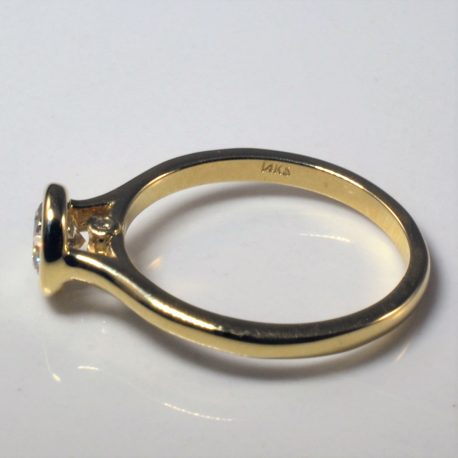 'Bespoke' Diamond Gallery Bezel Set Engagement Ring | 0.55ct | SZ 6.75 |