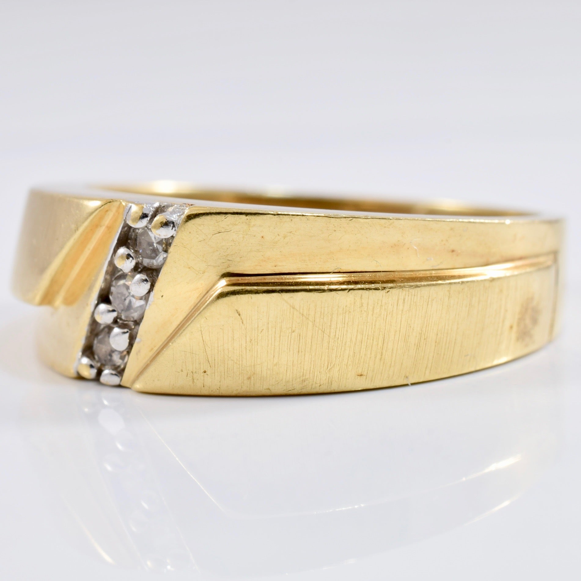 Channel Set Diamond Band | 0.09 ctw SZ 10 |