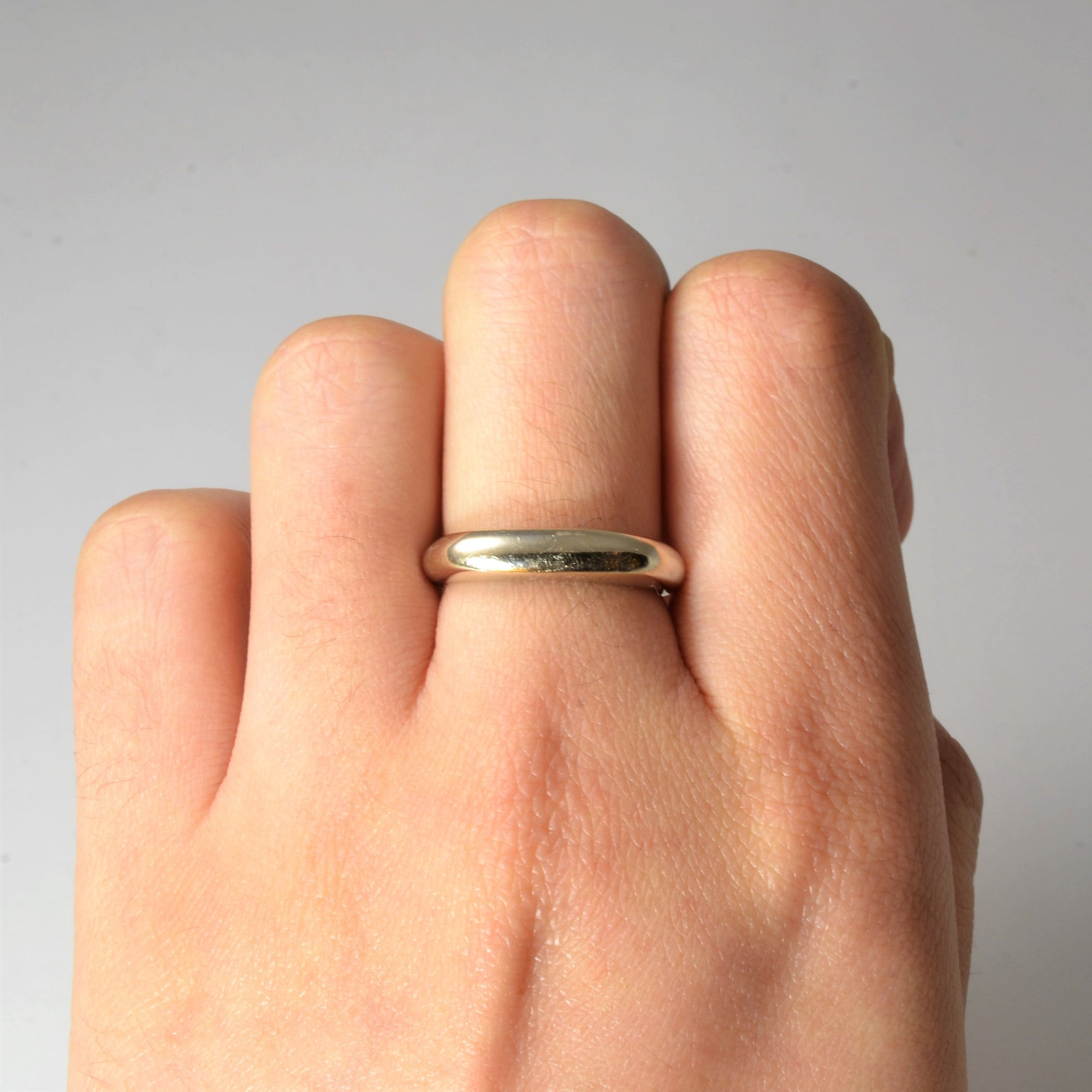 Flat Top White Gold Band | SZ 6.25 |