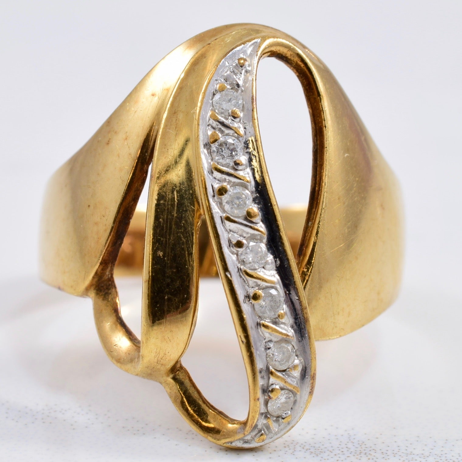 Yellow Gold Diamond Squiggle Ring | 0.08 ctw SZ 7 |