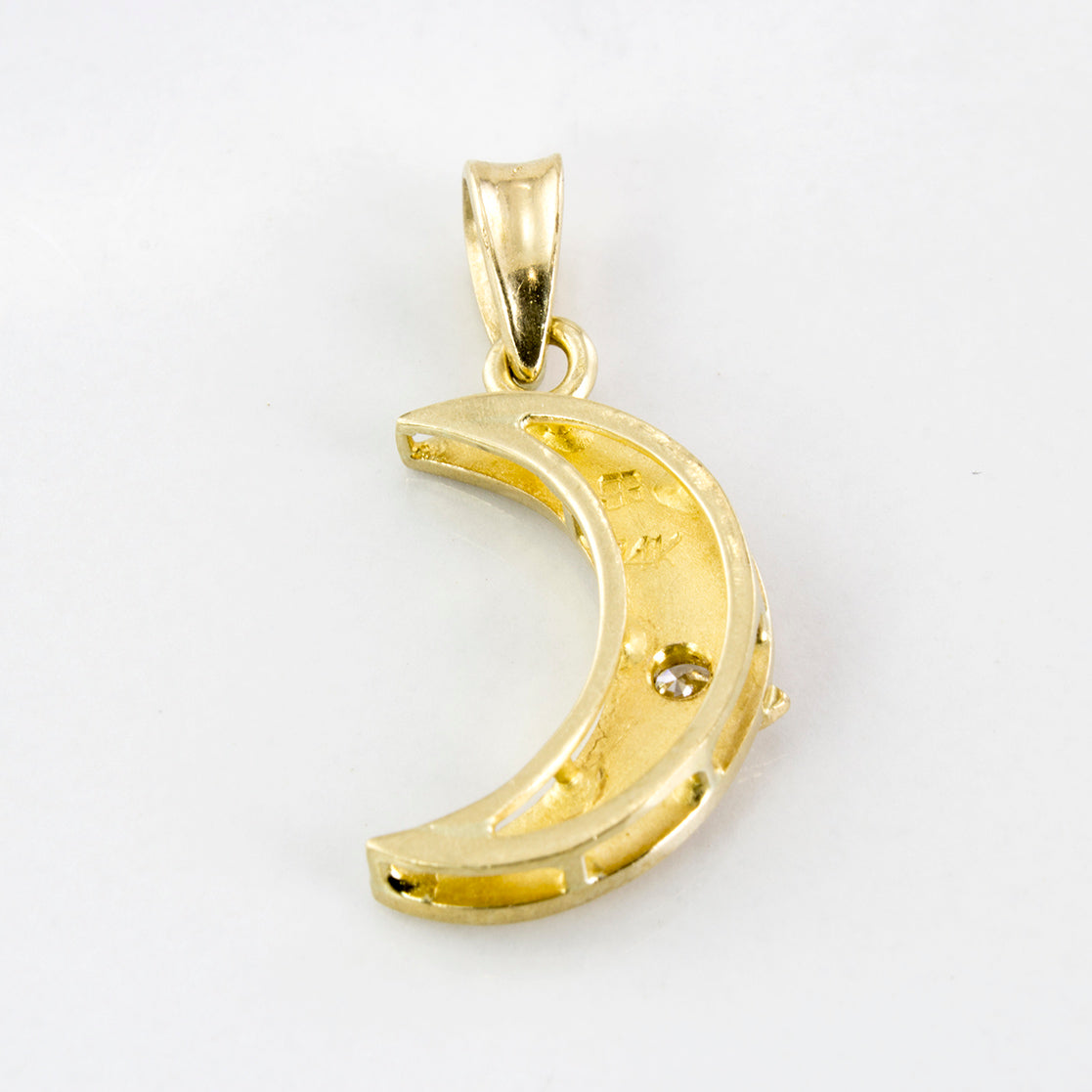 Star & Moon Diamond Pendant | 0.14ctw |