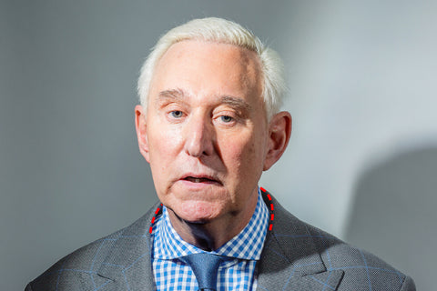 Roger Stone collar gap suit issue