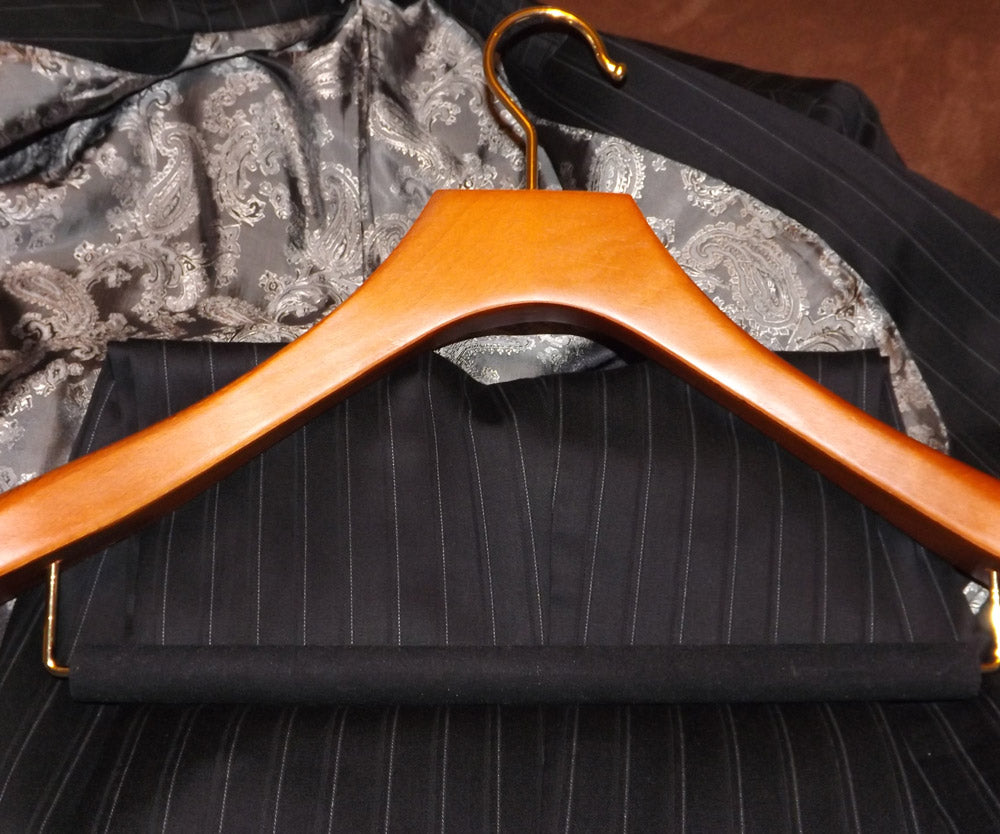The Dickie Bow reviews Butler Luxury Hangers