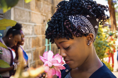 bouncy healthy natural hair