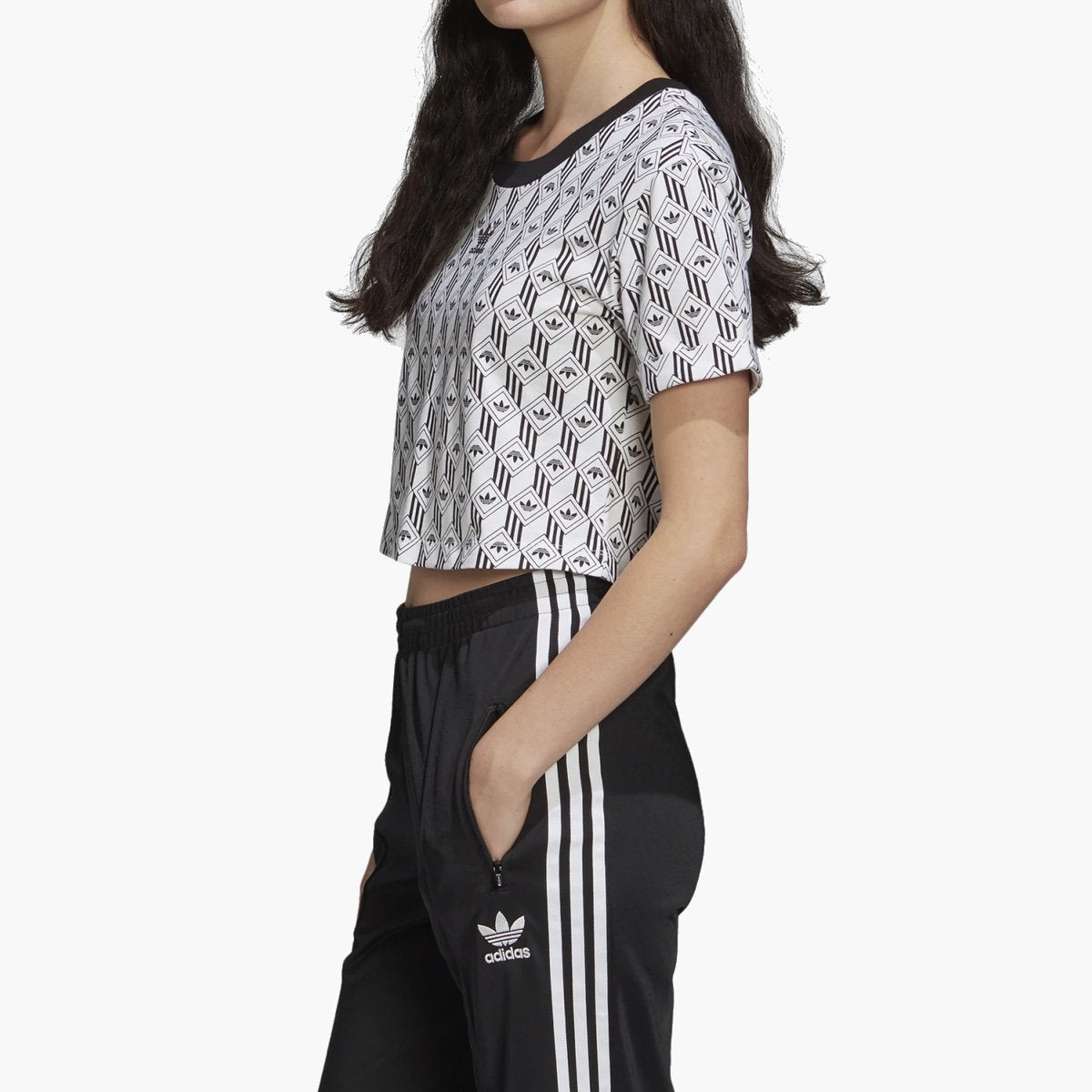 cropped adidas tee