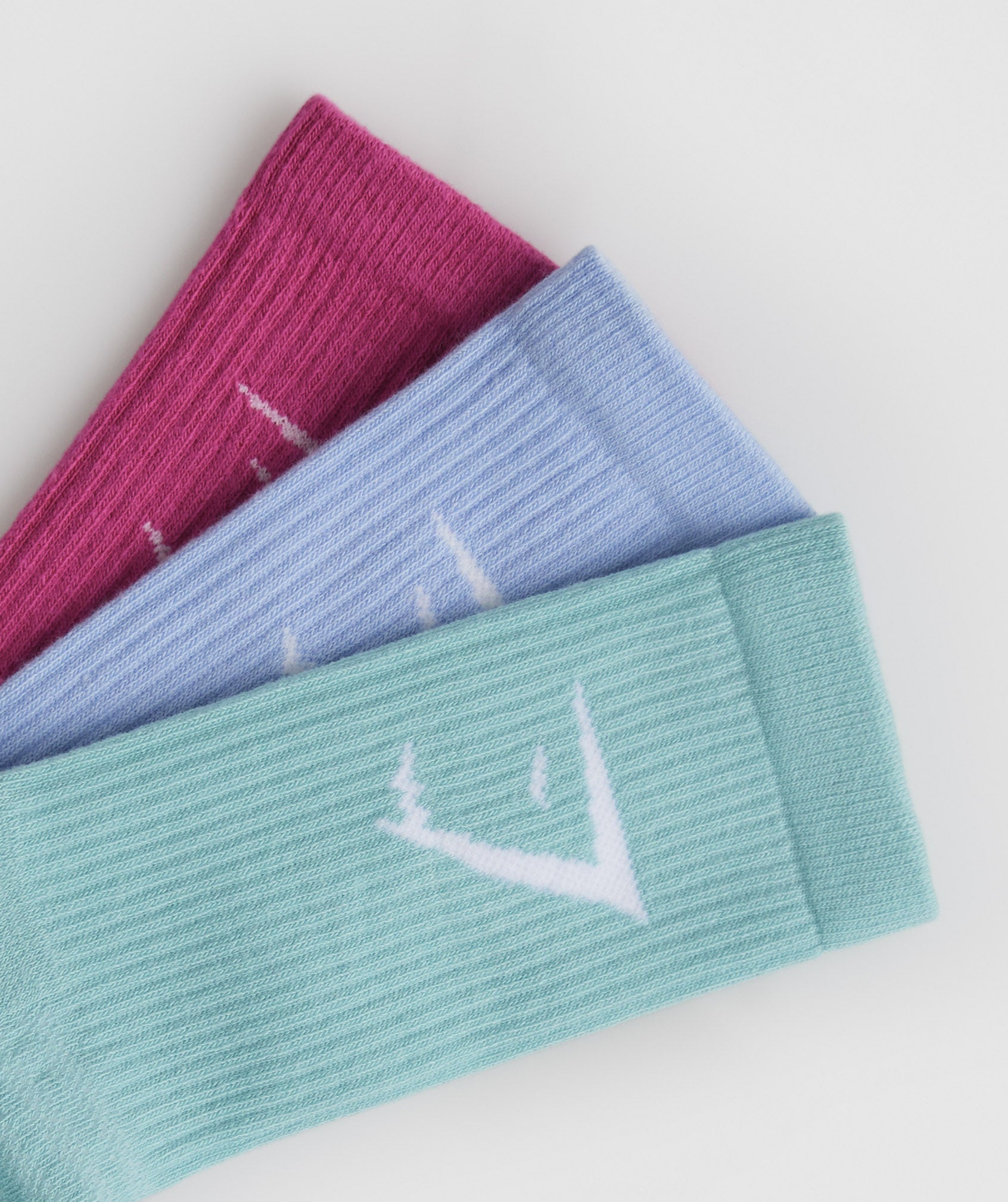 Gymshark Crew Socks 3pk - Pearl Blue/Dragon Pink/Moonstone Blue