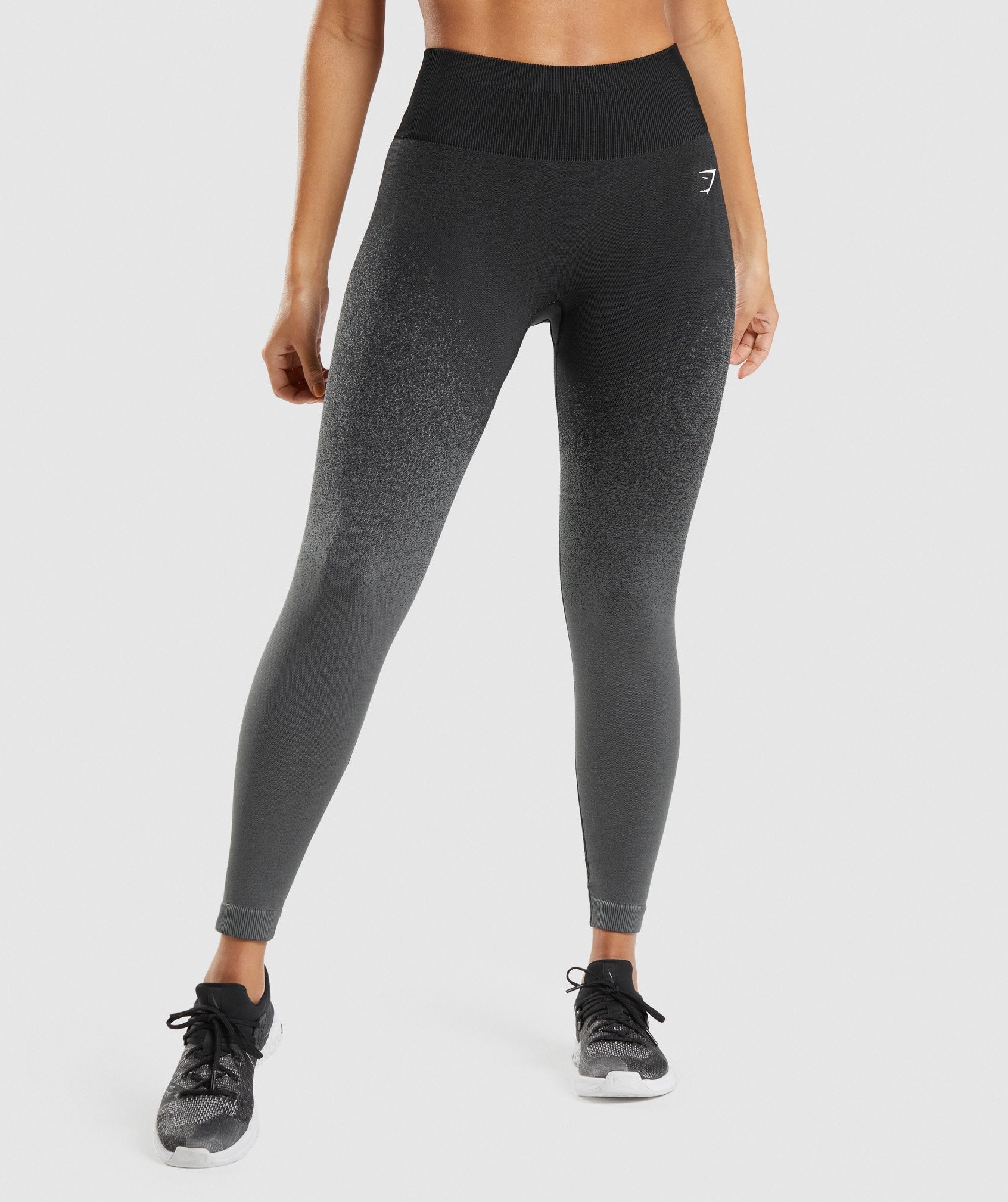omw 🥤🏋🏽‍♀️👟Gym fit @gymshark discount code: LASHAE Vital seamless crop  top Adapt leggings #gymootd #gymmotivation